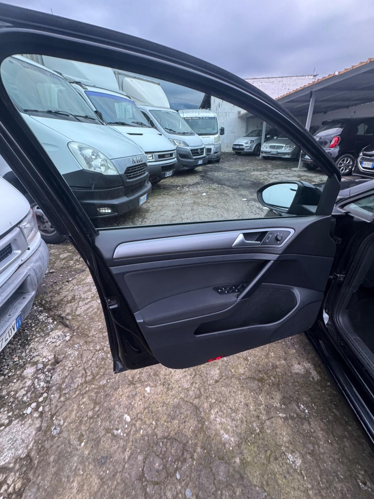 Volkswagen Golf 1.6 TDI 5p. Highline BlueMotion Technology