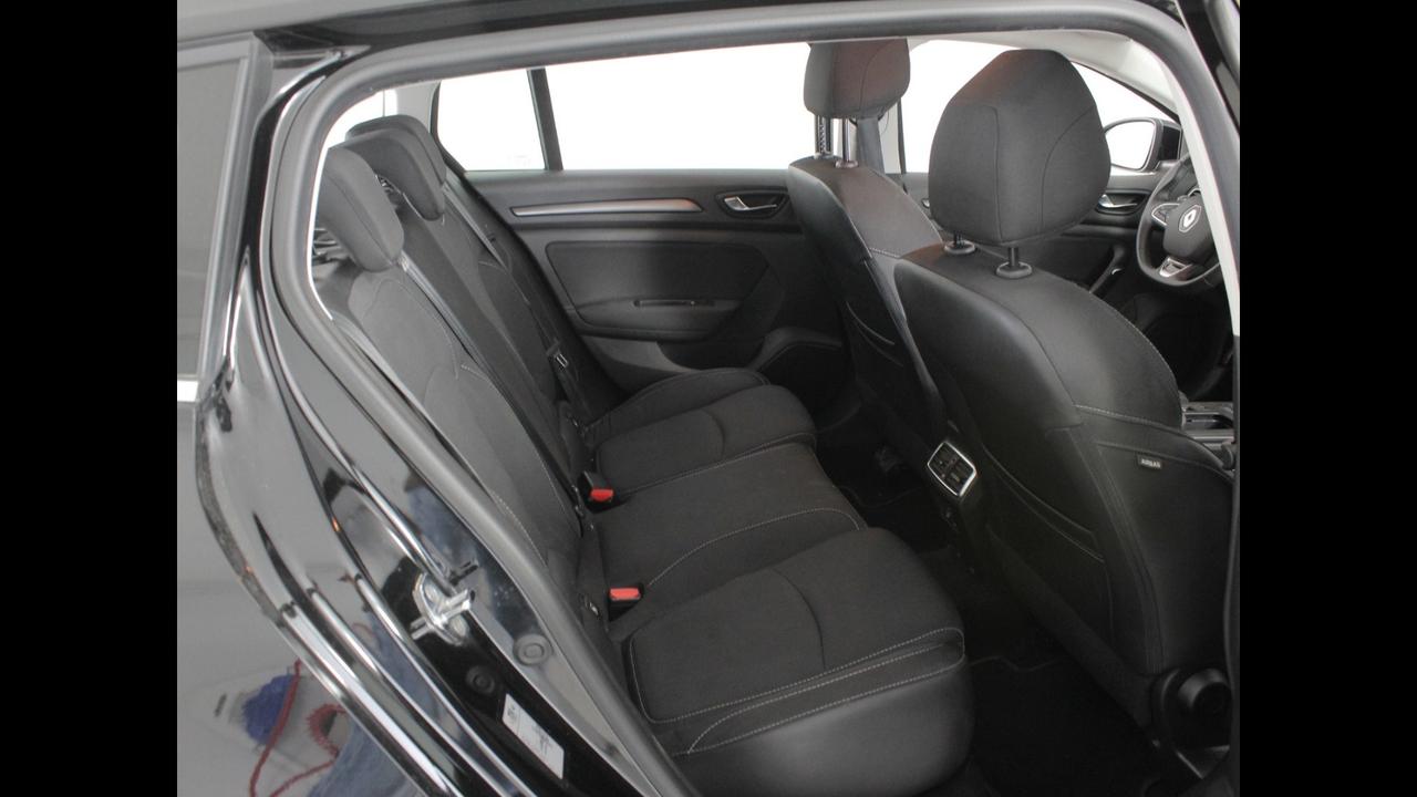 RENAULT Megane IV 2020 Sporter - Megane Sporter 1.5 blue dci Business 115cv edc