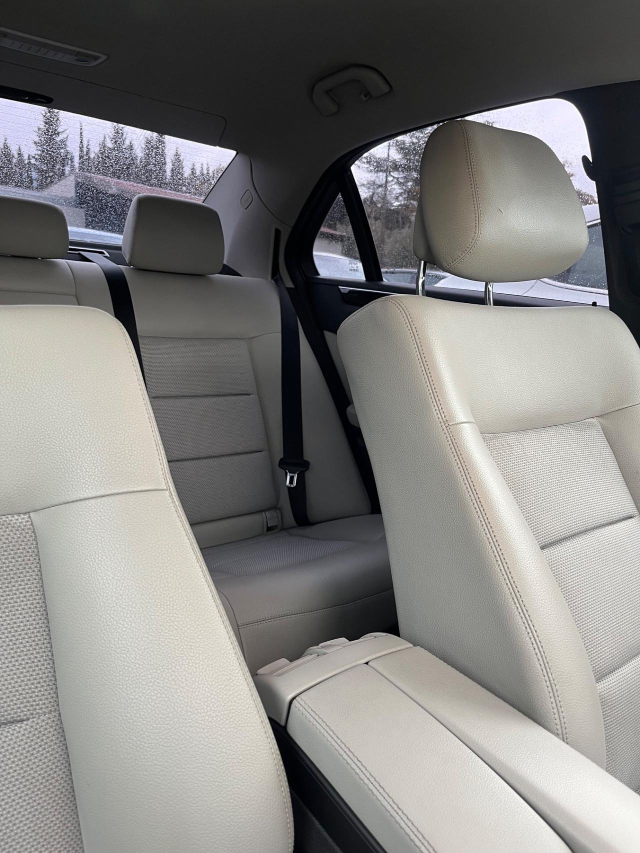 Mercedes-benz E 220 CDI BlueEFFICIENCY Avantgarde AMG