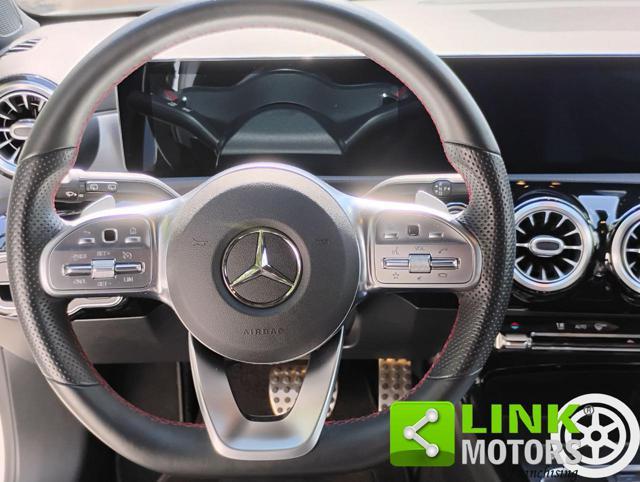 MERCEDES-BENZ A 200 Premium