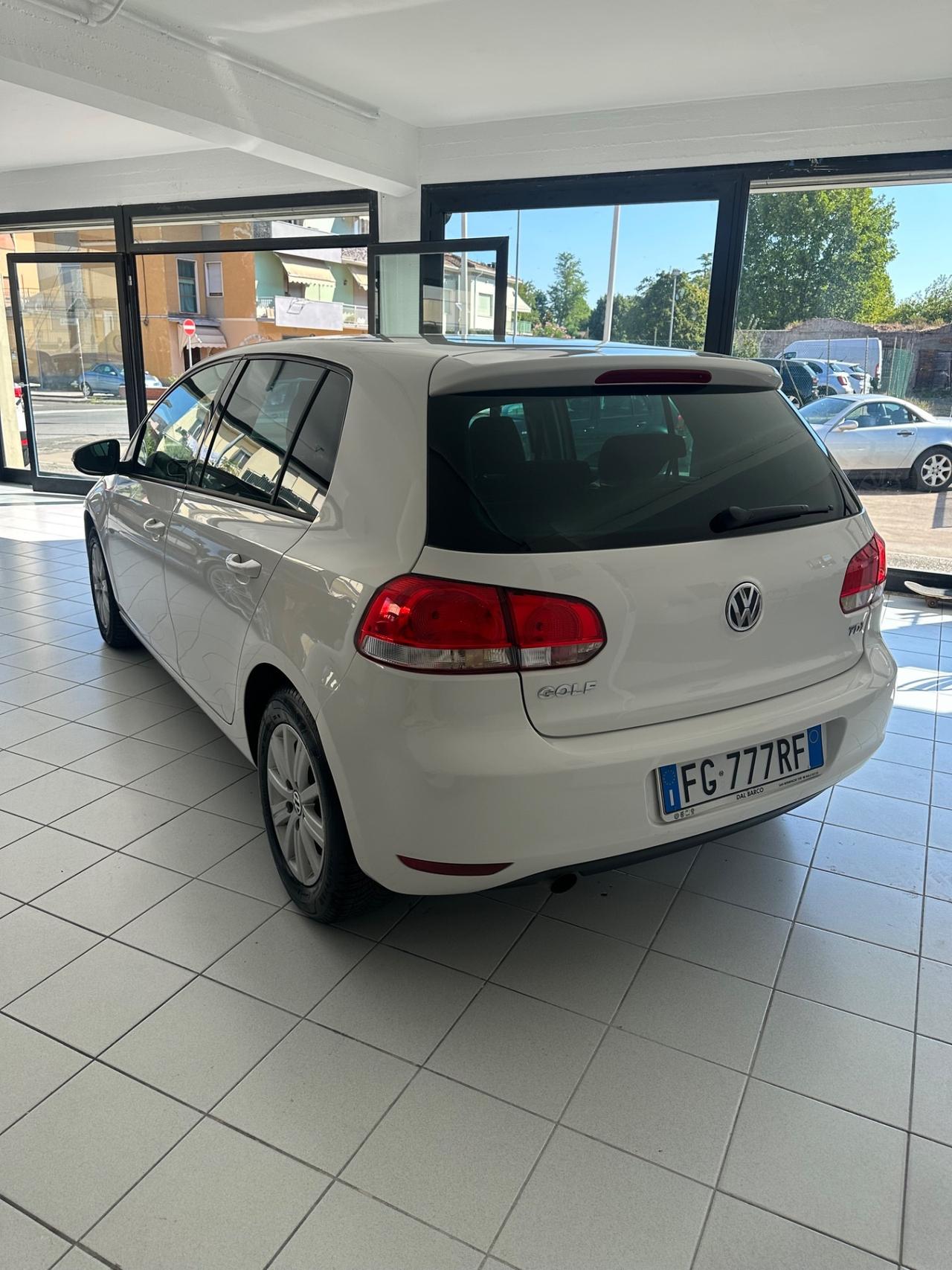 Volkswagen Golf 1.6 TDI DPF 5p. Highline