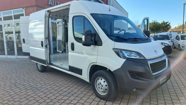 PEUGEOT Boxer 330 2.2 BlueHDi 120 S&S PM-TA Furgone 90.000 Km