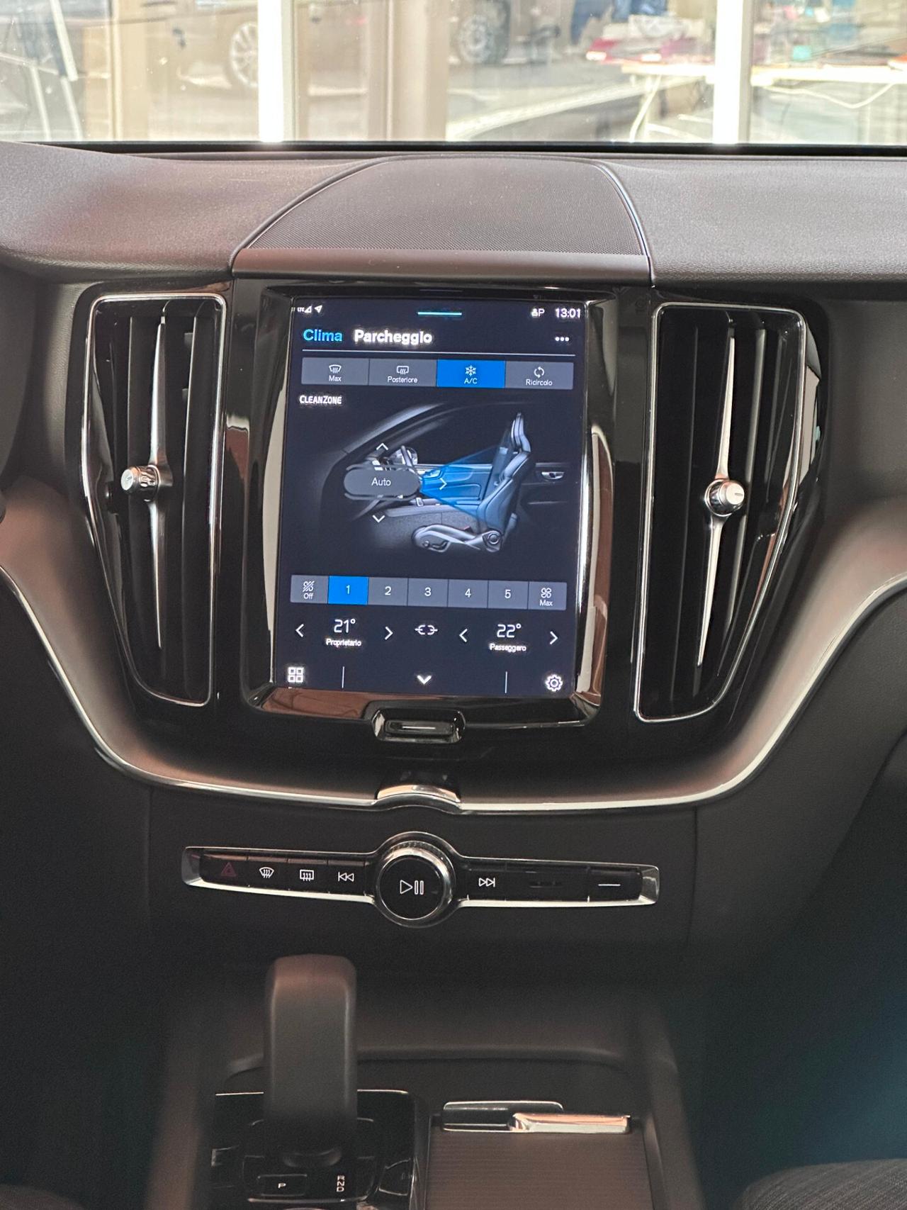 Volvo XC 60 XC60 B4 (d) AWD automatico Core *Uniproprietario *Prezzo Reale *82Mila Km