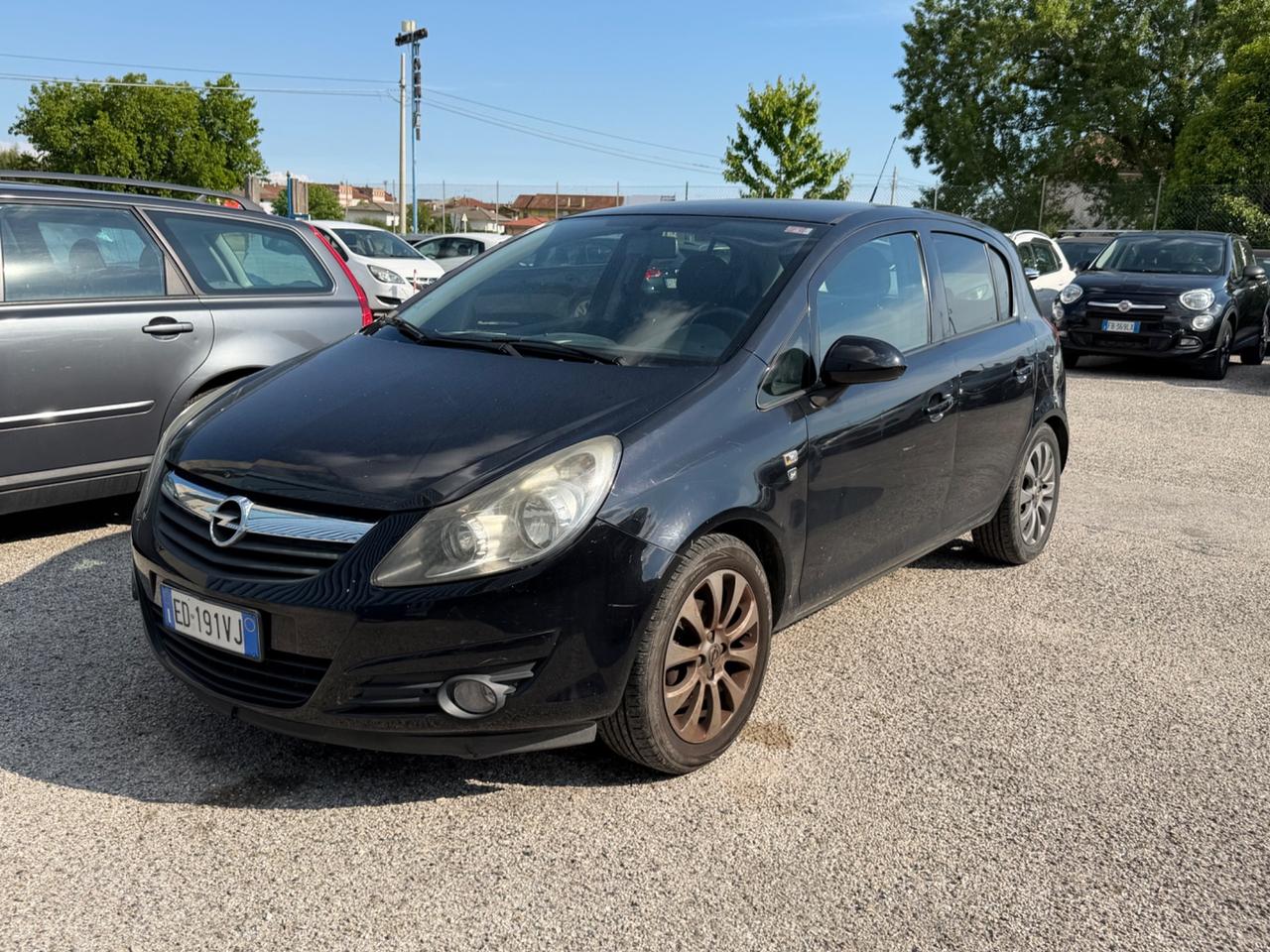Opel Corsa 1.2 80CV 5 porte GPL-TECH Club