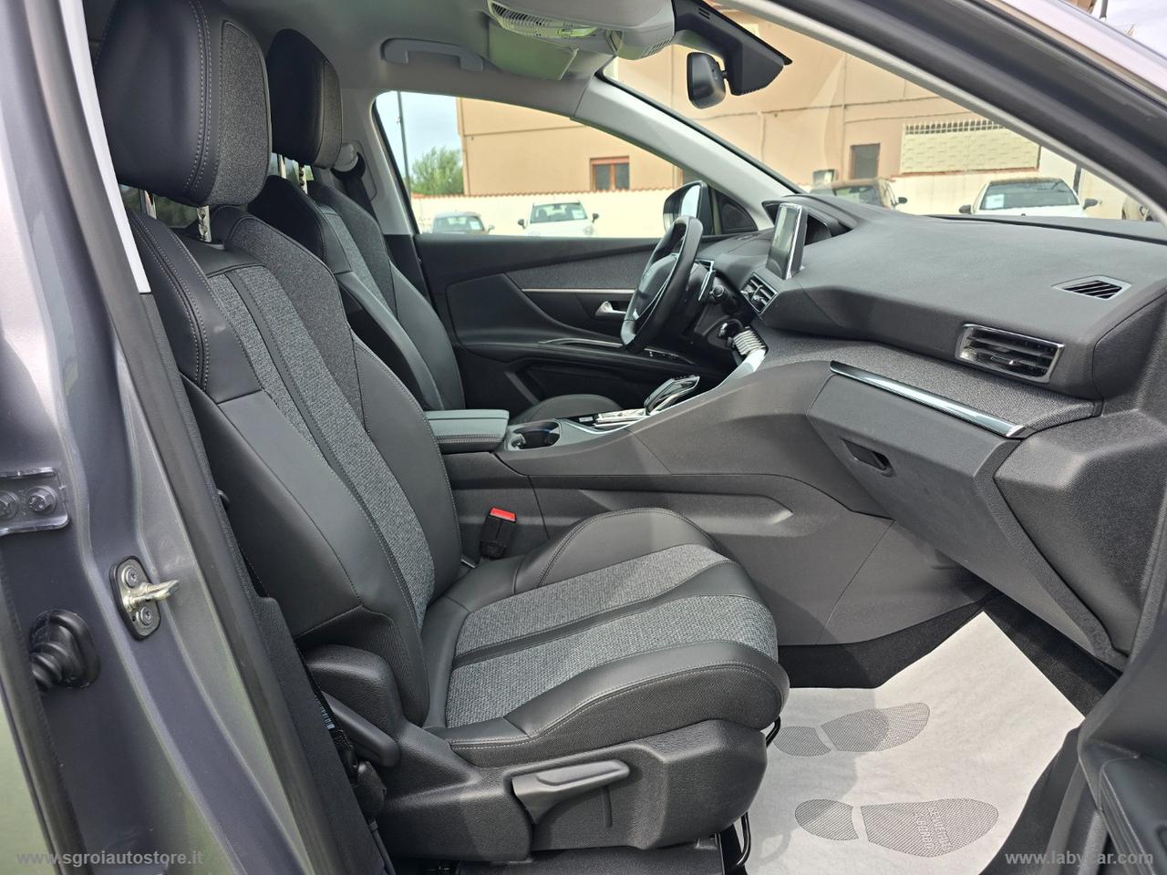 PEUGEOT 5008 BlueHDi 130 S&S EAT8 Allure