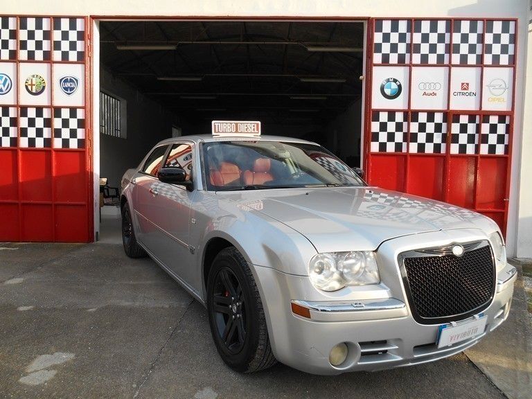 Chrysler 300C 3.0 V6 CRD BERLINA AUTOMATICA