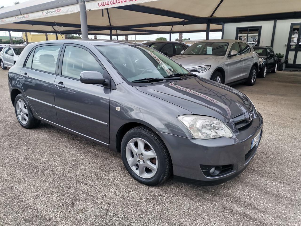 Toyota Corolla 1.4 D-4D M-MT 5 porte Sol ESP