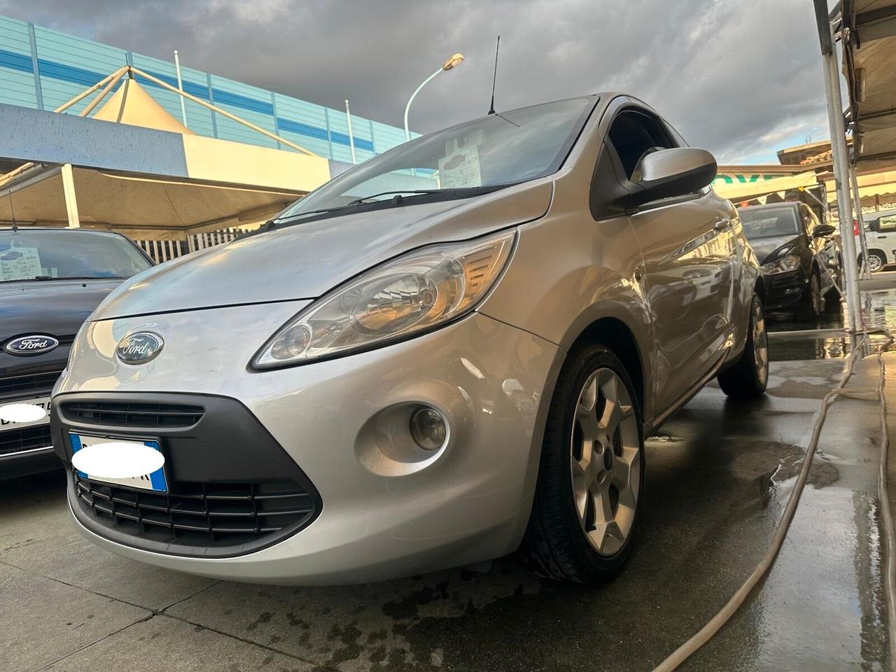 FORD KA 1,2 TITANIUM