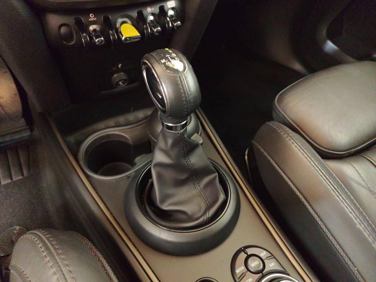 MINI Countryman Cooper SE ALL4 Business