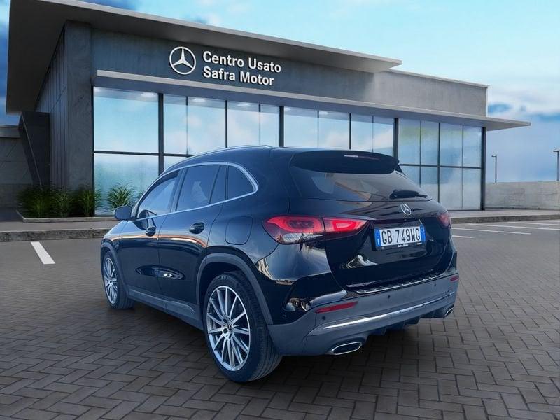 Mercedes-Benz GLA GLA 200 d Automatic Premium