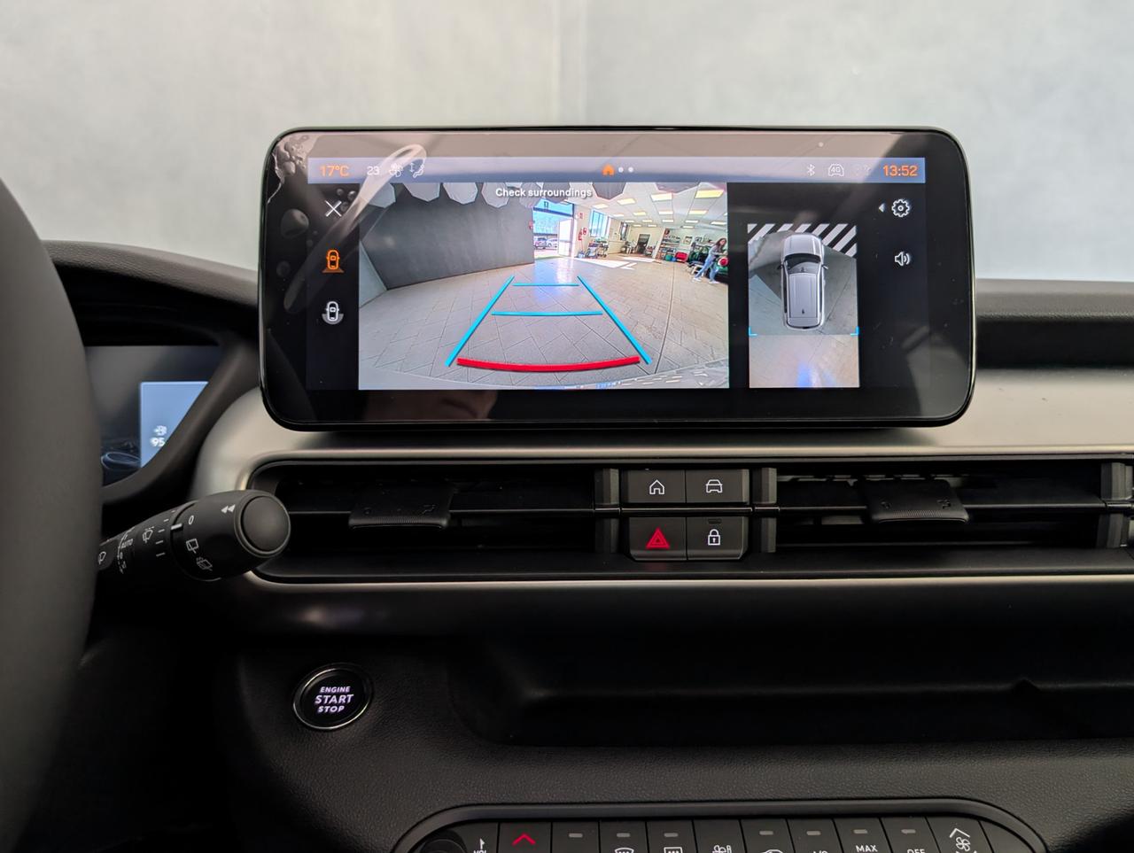 Jeep Avenger 1.2 Turbo E-Hybrid 110cv eDCT6 Summit