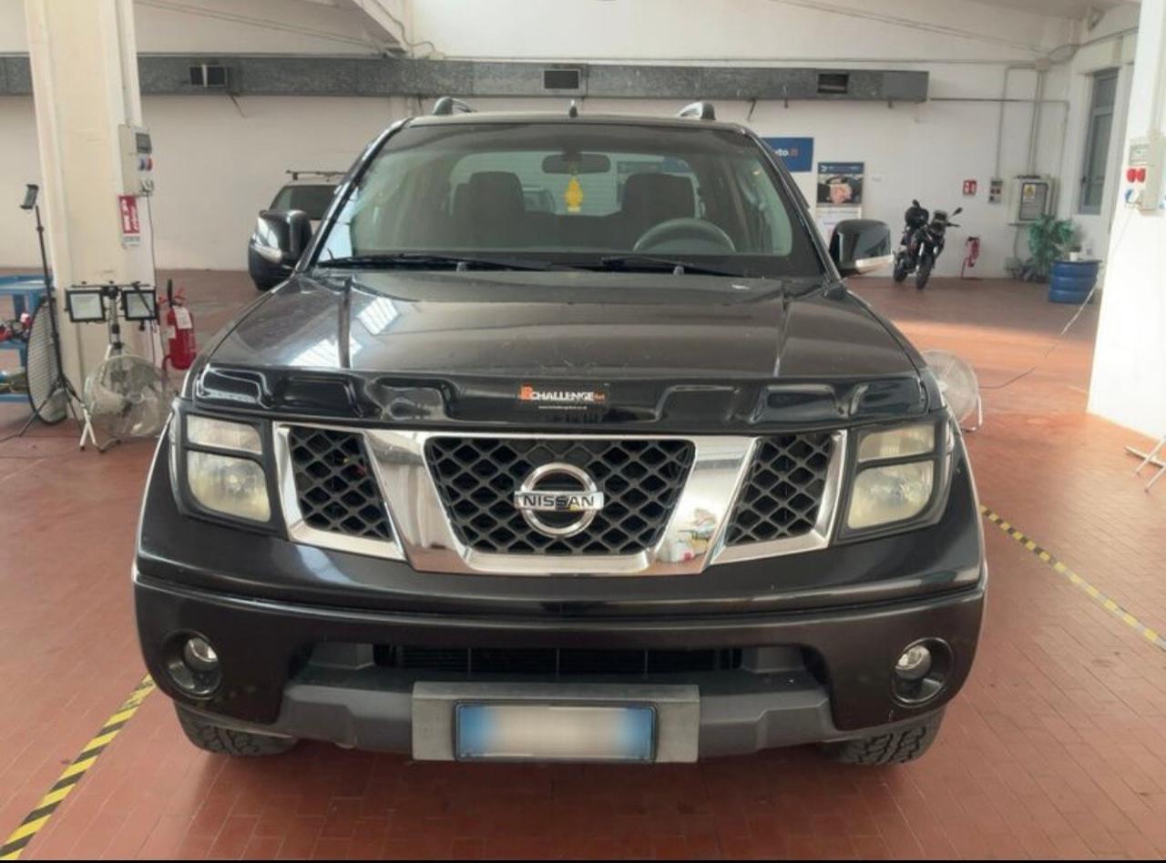 NISSAN NAVARA - PICK UP - 4X4 - GANCIO TRAINO