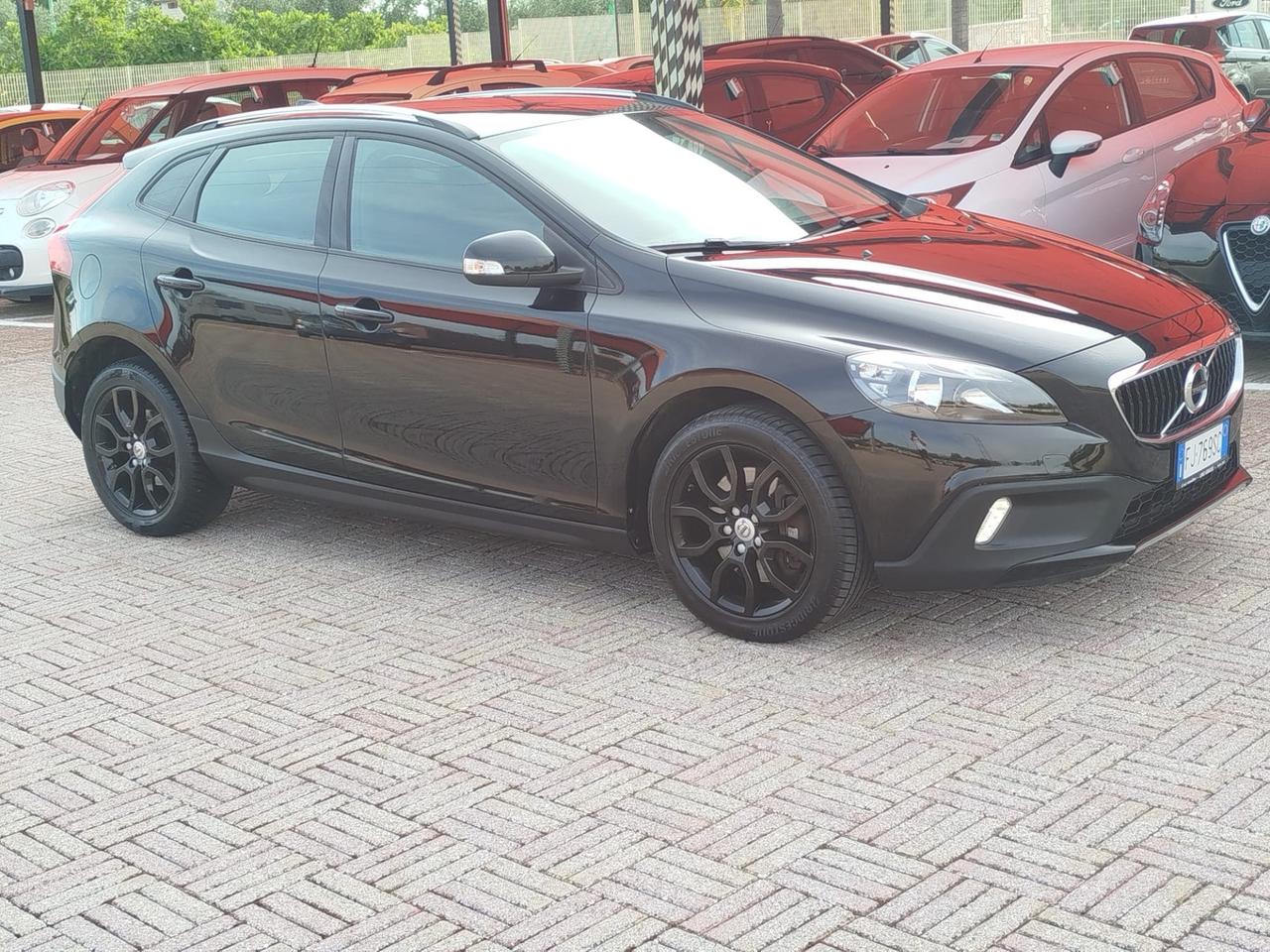 Volvo V40 Cross Country D2 136.000 KM