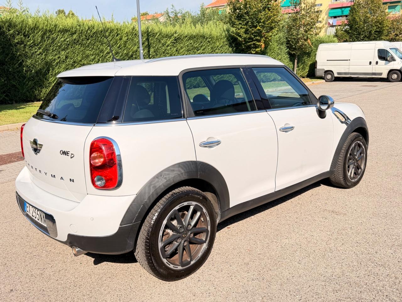 MINI COUNTYMAN 1.6D euro6 NEOPATENTATI GARANZIA