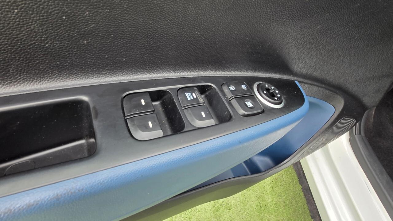 Hyundai i10 1.0 LPGI Econext Sound Edition