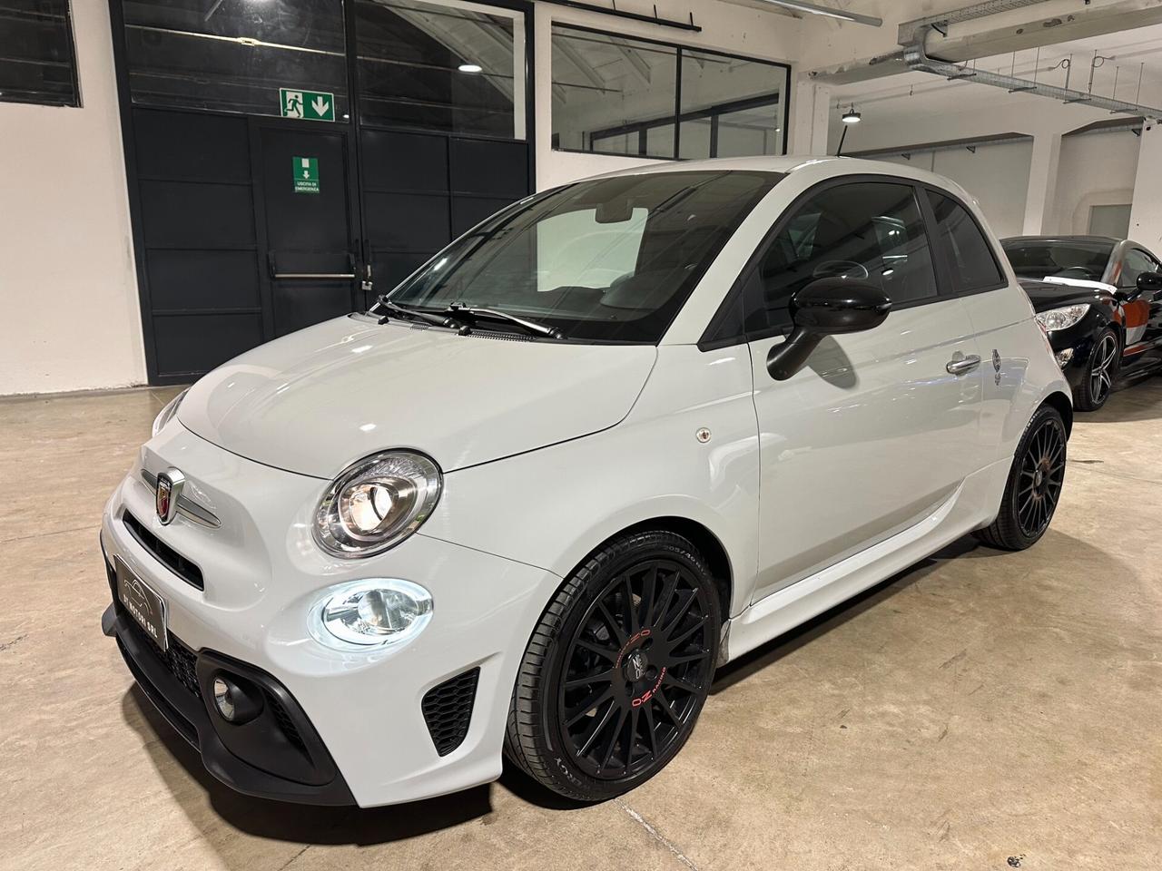 Abarth 595 1.4 Turbo T-Jet 165 CV Pista 70 - RECORD MONZA UNI PROP.