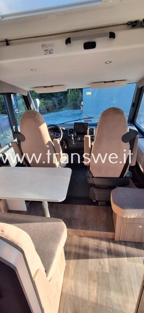 Carado I338 motorhome con letti gemelli
