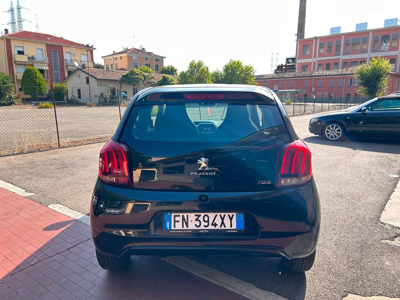 Peugeot 108 1.0 Benzina 68CV 5 porte 130.000 KM