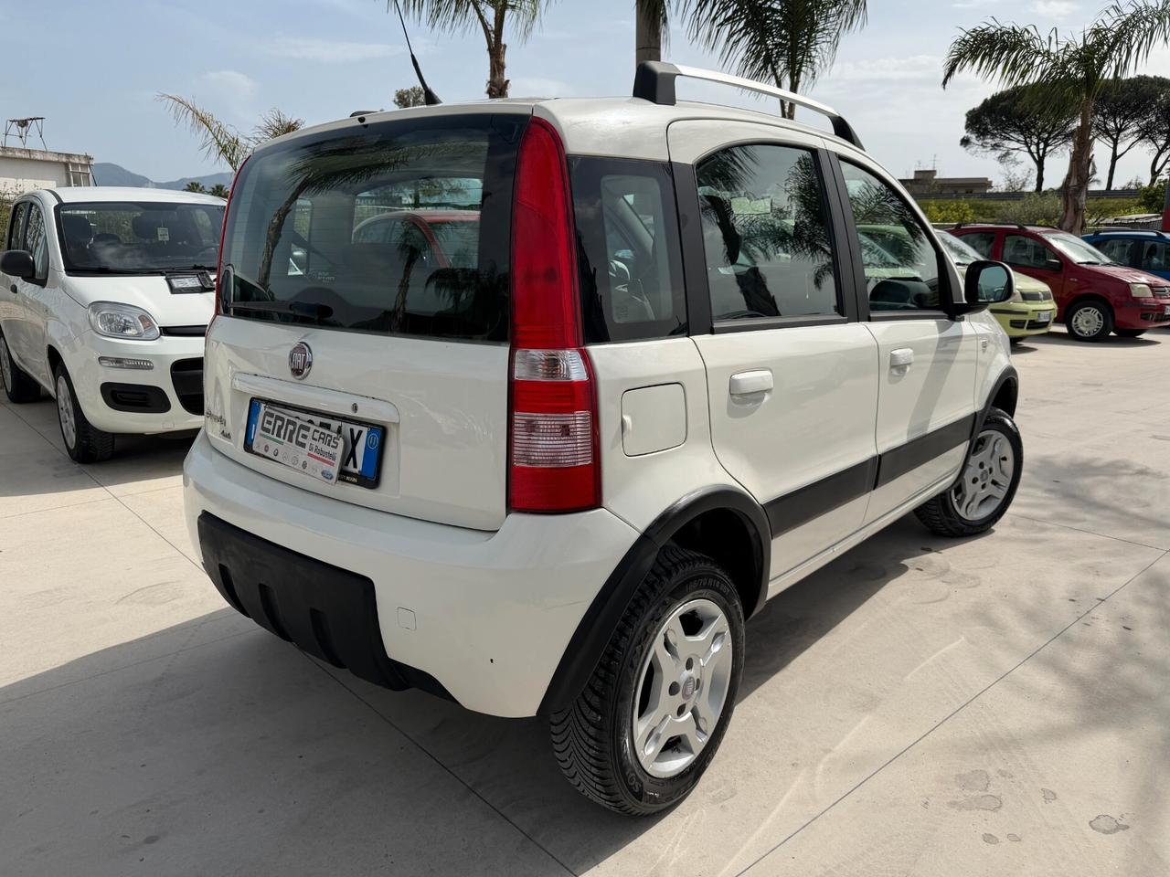 FIAT PANDA 4x4 ANNO 2011 1.3 MJT 75 CV