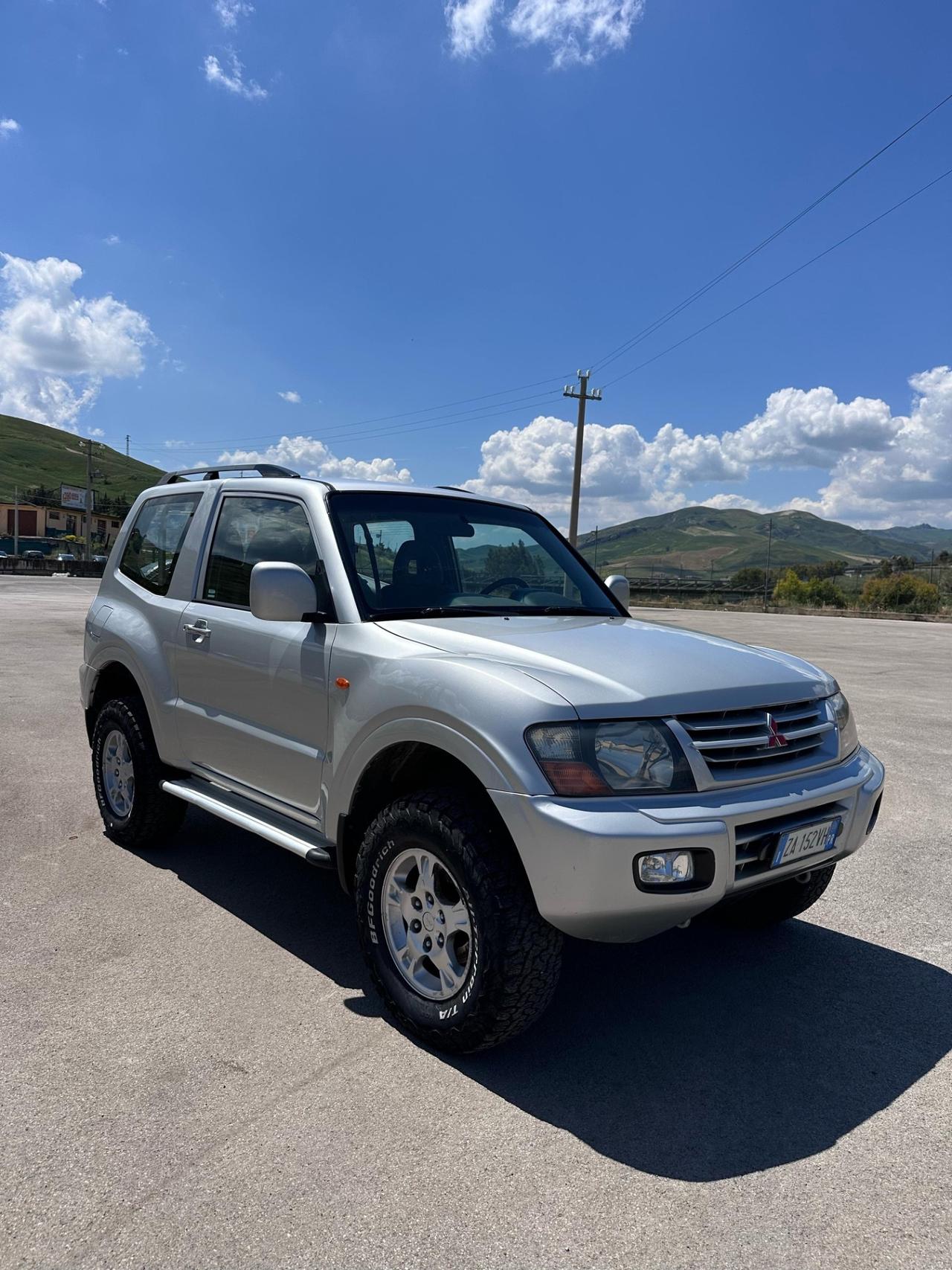 Mitsubishi Pajero 3.2 16V DI-D 3p. GLX