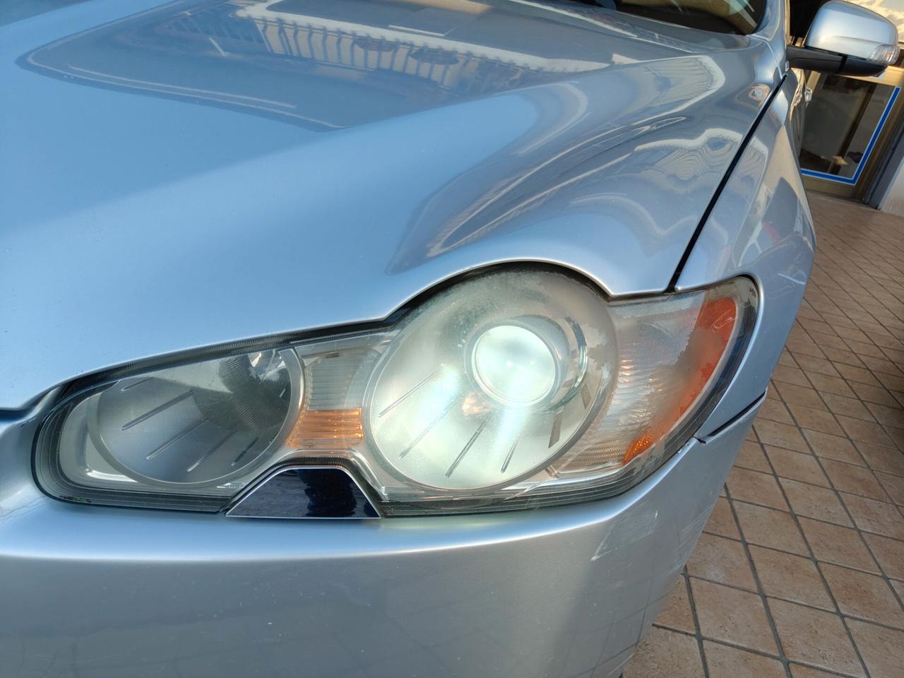 Jaguar XF 3.0 D V6 Luxury