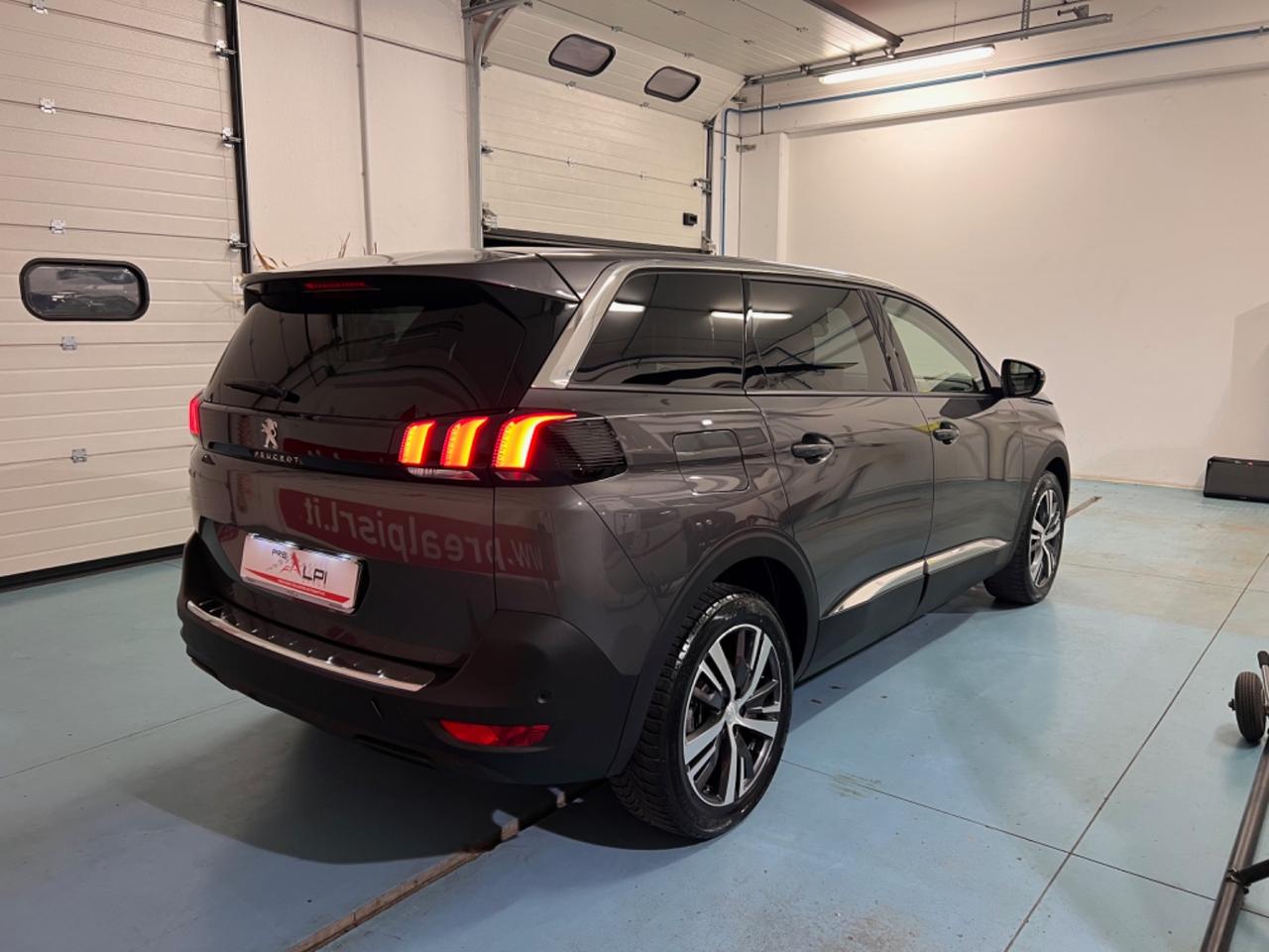 Peugeot 5008 BlueHDi 130 S&S EAT8 Allure