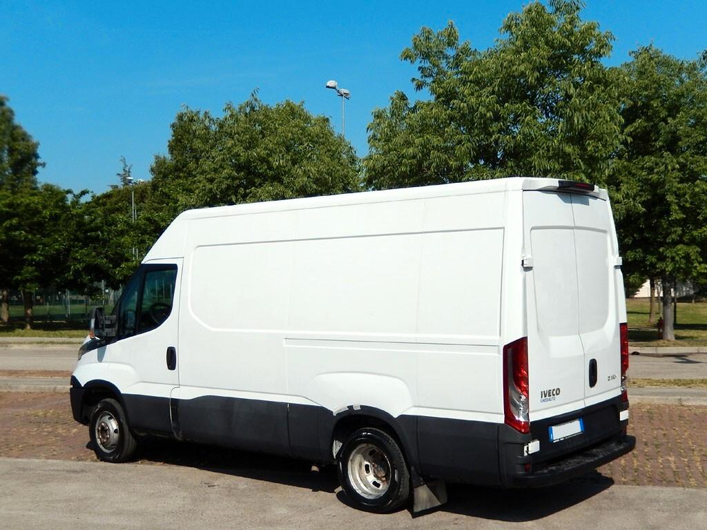 IVECO DAILY 3.0 tetto alto, passo medio- ECCELLENTE!