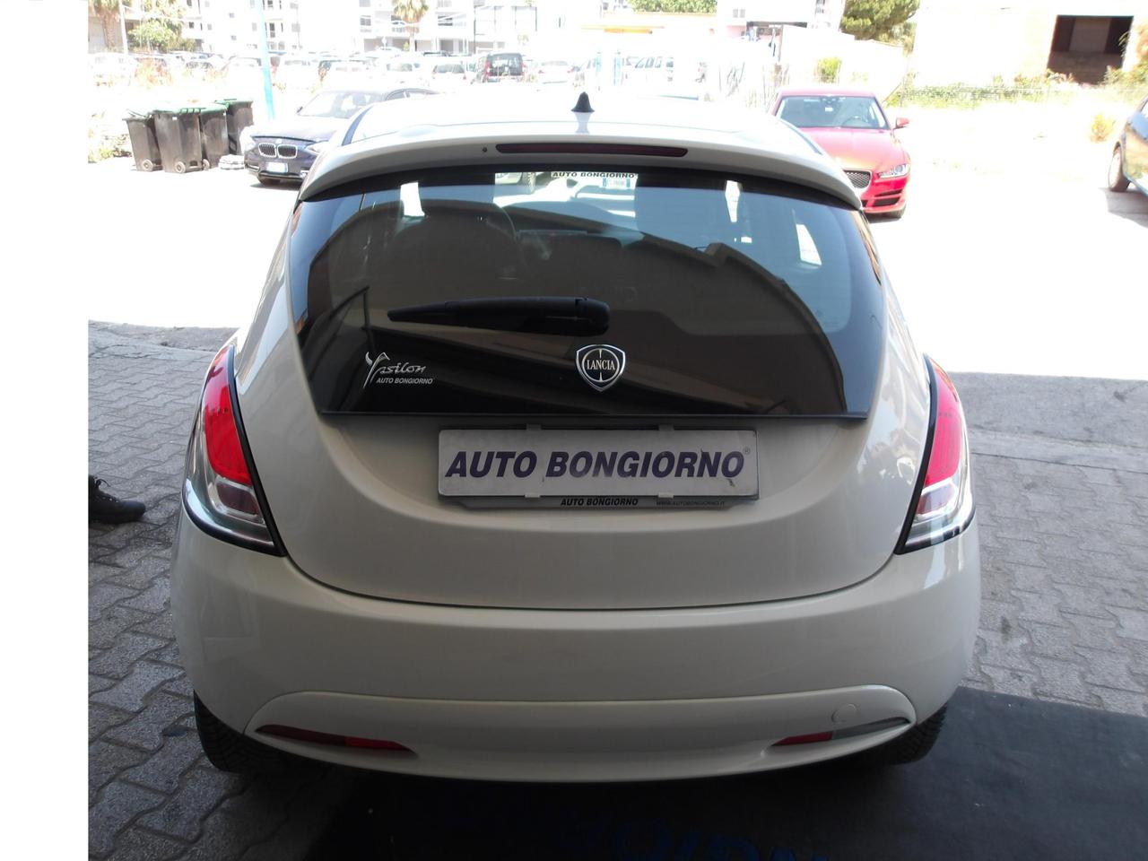LANCIA YPSILON 1.2 5p Silver 69cv