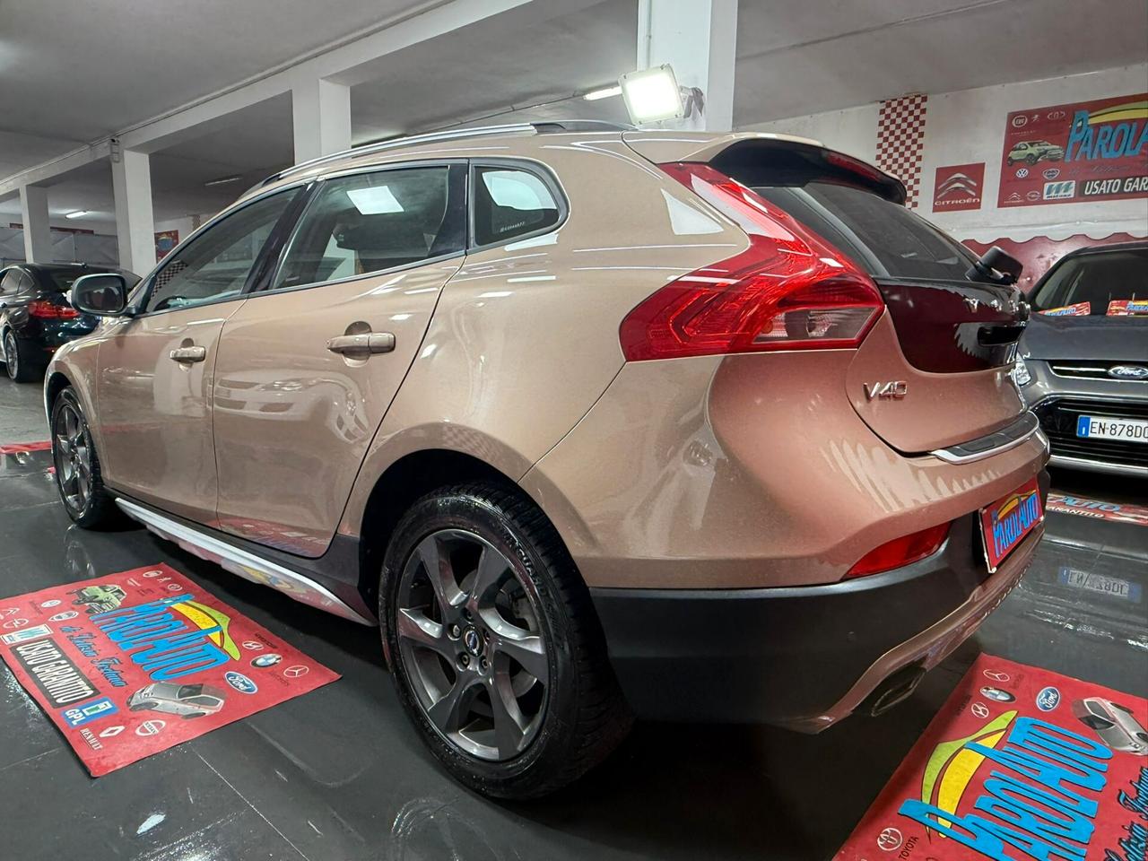 Volvo V40 Cross Country D2 1.6 114cv - 2014