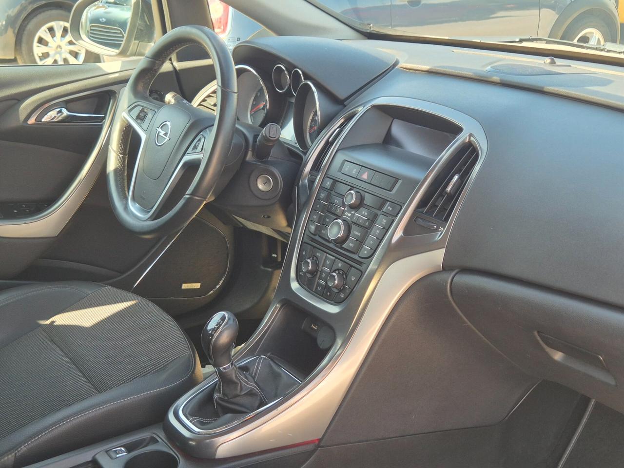 Opel Astra 1.4 Turbo 140CV 5 porte Cosmo