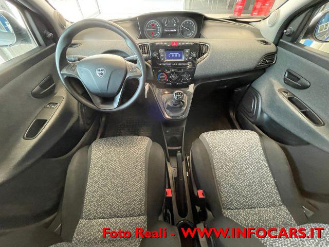 LANCIA Ypsilon 1.0 FireFly 5 porte S&S Hybrid Silver PROMO !