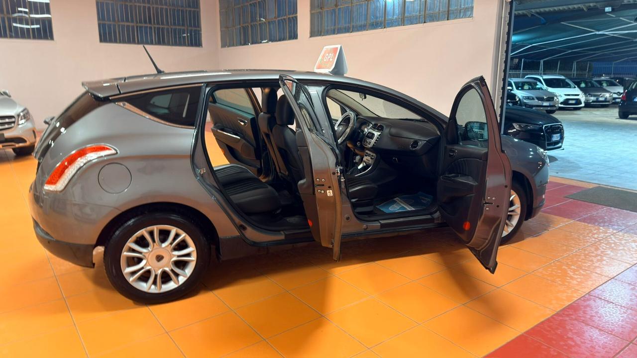 Lancia Delta 1.4 T-Jet 150 CV Argento