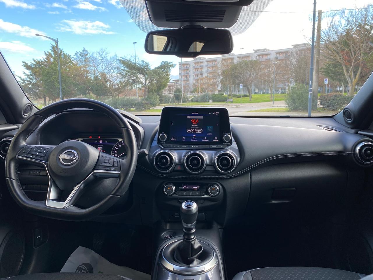 Nissan Juke 1.0 DIG-T 114 CV N-Connecta