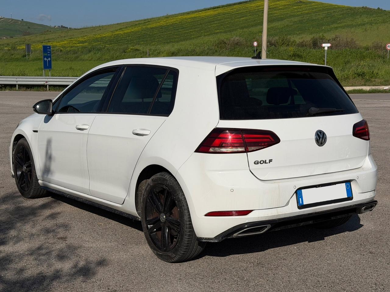 Volkswagen Golf 7.5 1.6 TDI 115 CV R-Line