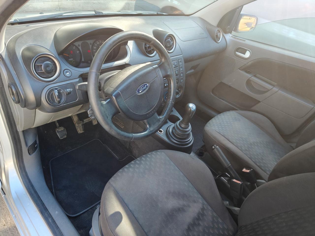 Ford Fiesta 1.4 TDCi 5p. Zetec