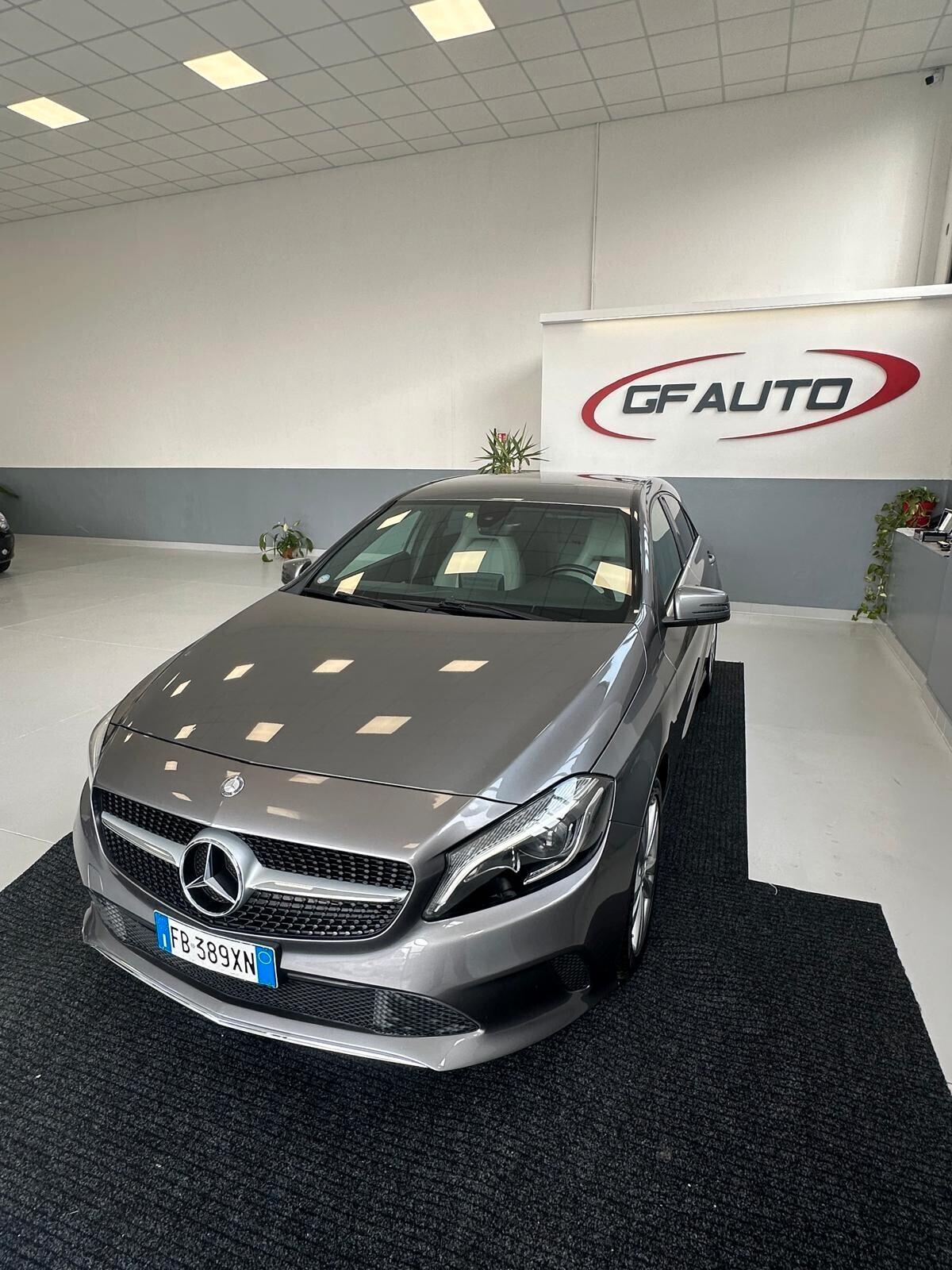 Mercedes-benz A 180 d Automatic Premium