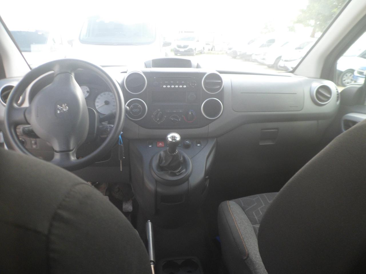 Peugeot Partner 4x4 5 posti autovettura