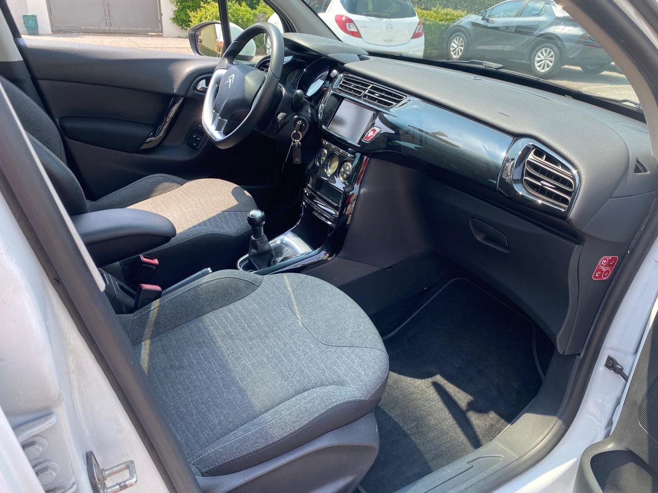 Citroen C3 PureTech 82 Live Edition