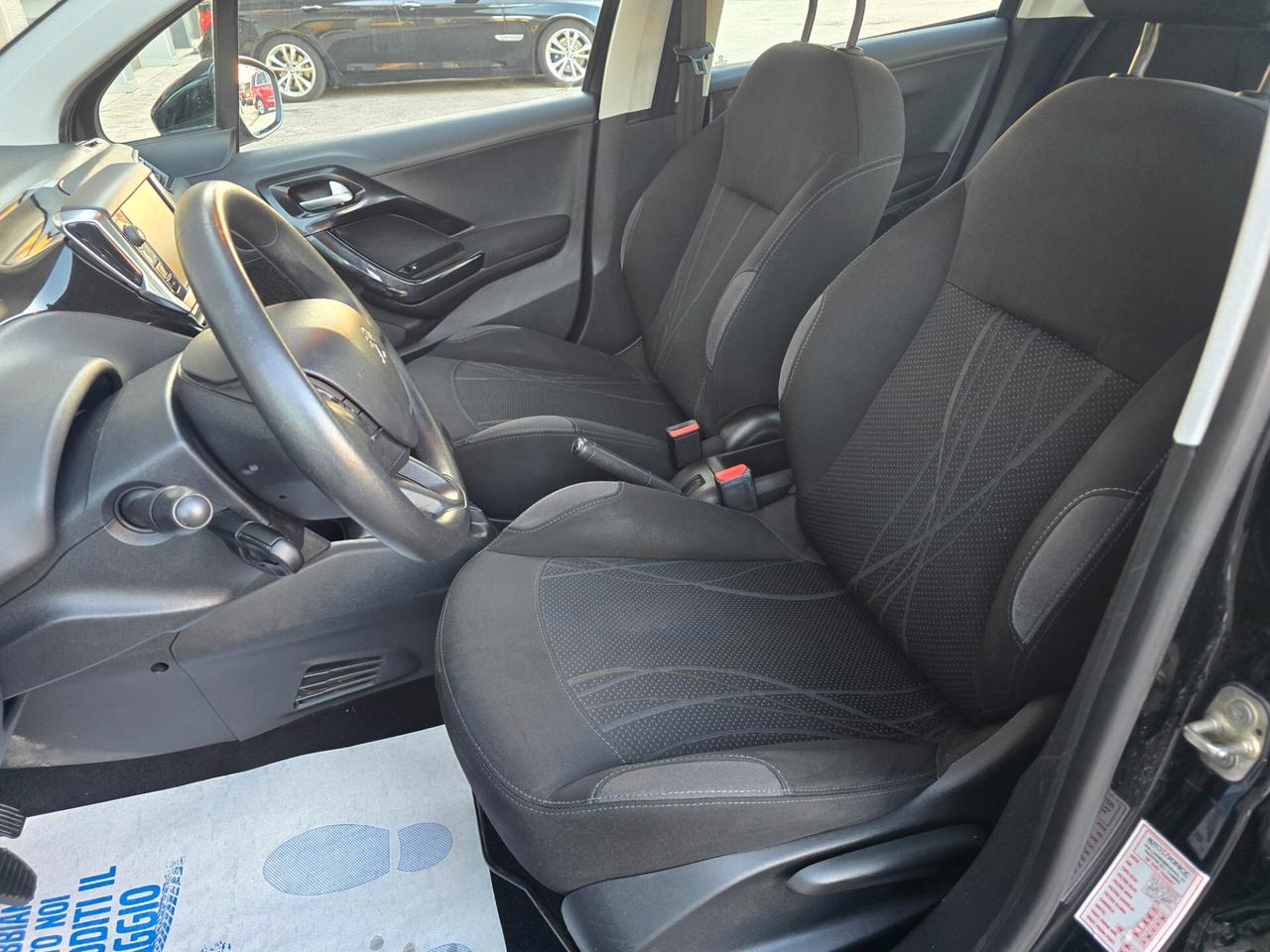 Peugeot 208 1.4 HDi 68 CV 5 porte Active