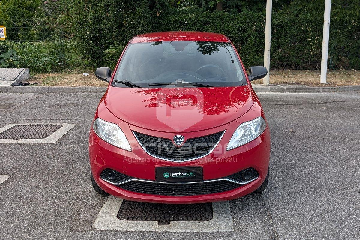 LANCIA Ypsilon 1.2 69 CV 5 porte Silver