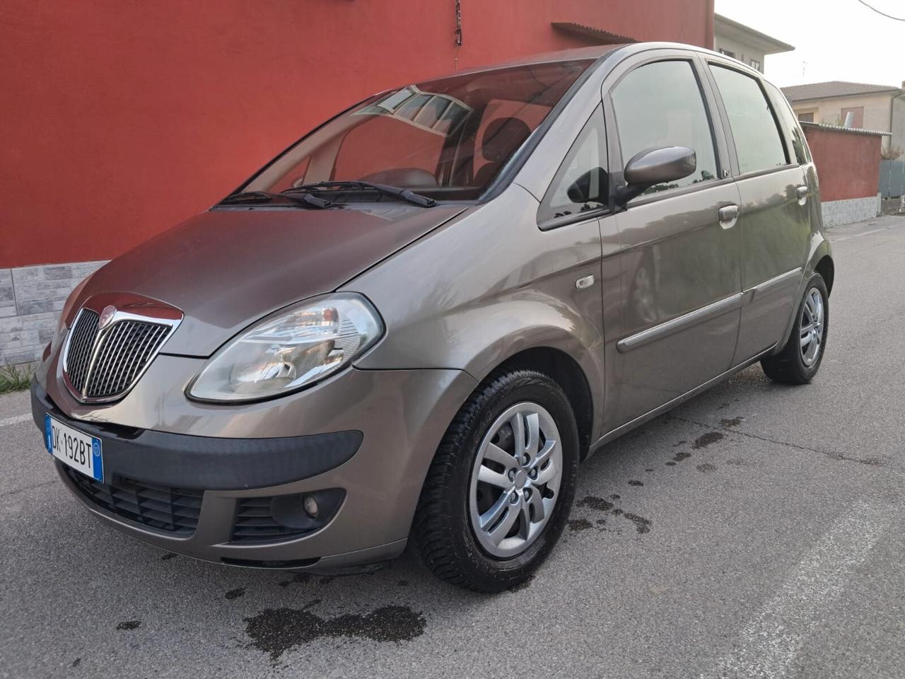 Lancia MUSA 1.4 16V Platino Plus neopatentati