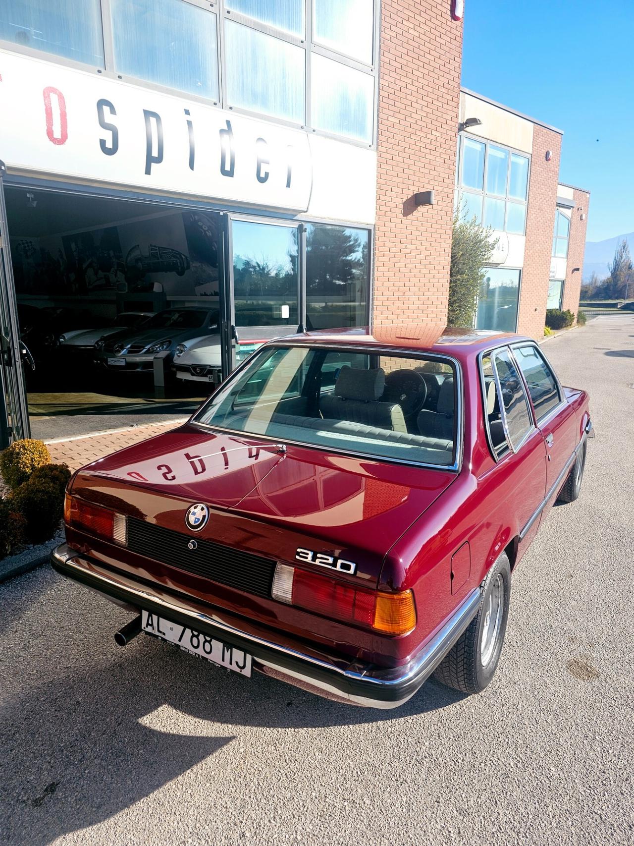 Bmw 320 2 porte coupe 4 Cilindri 70000 km da concorso