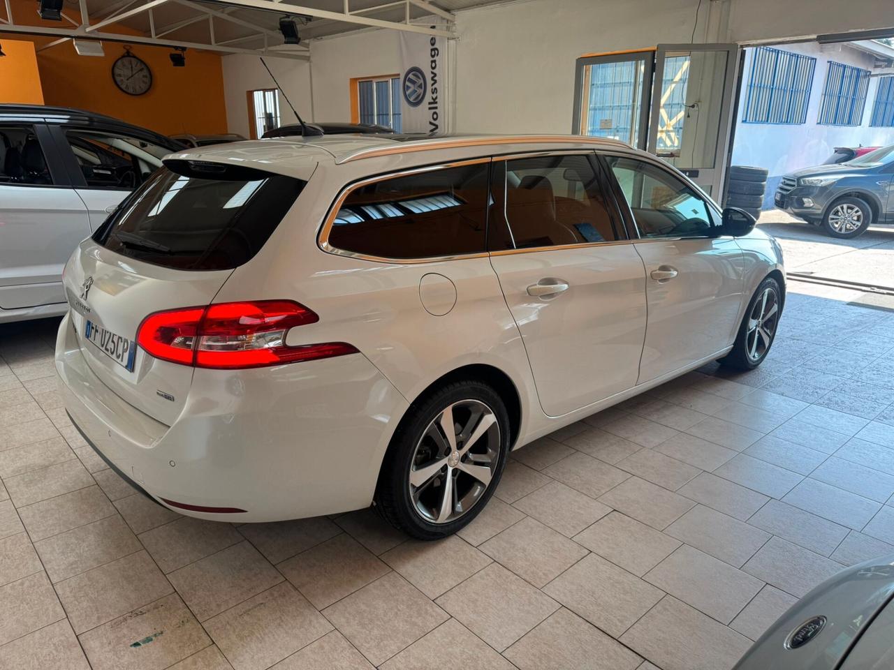Peugeot 308 BlueHDi 120 S&S EAT6 SW GT Line