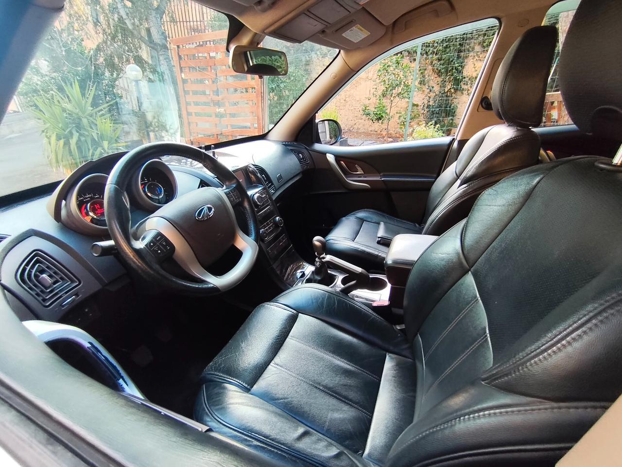 Mahindra XUV500 7 posti 2014
