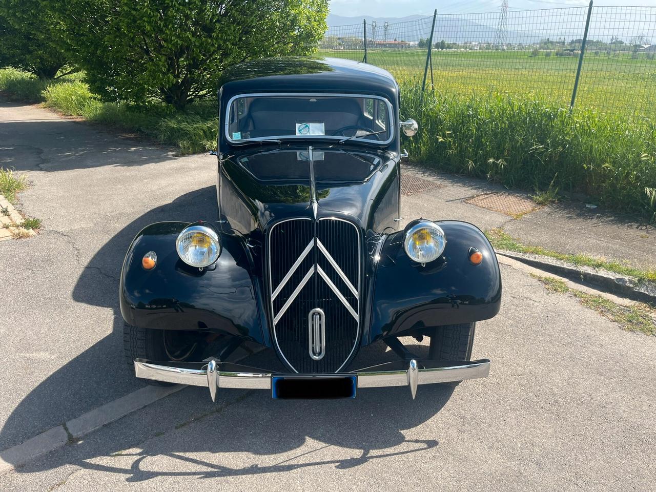 Citroen Traction Avant 11B lunga 8 Posti