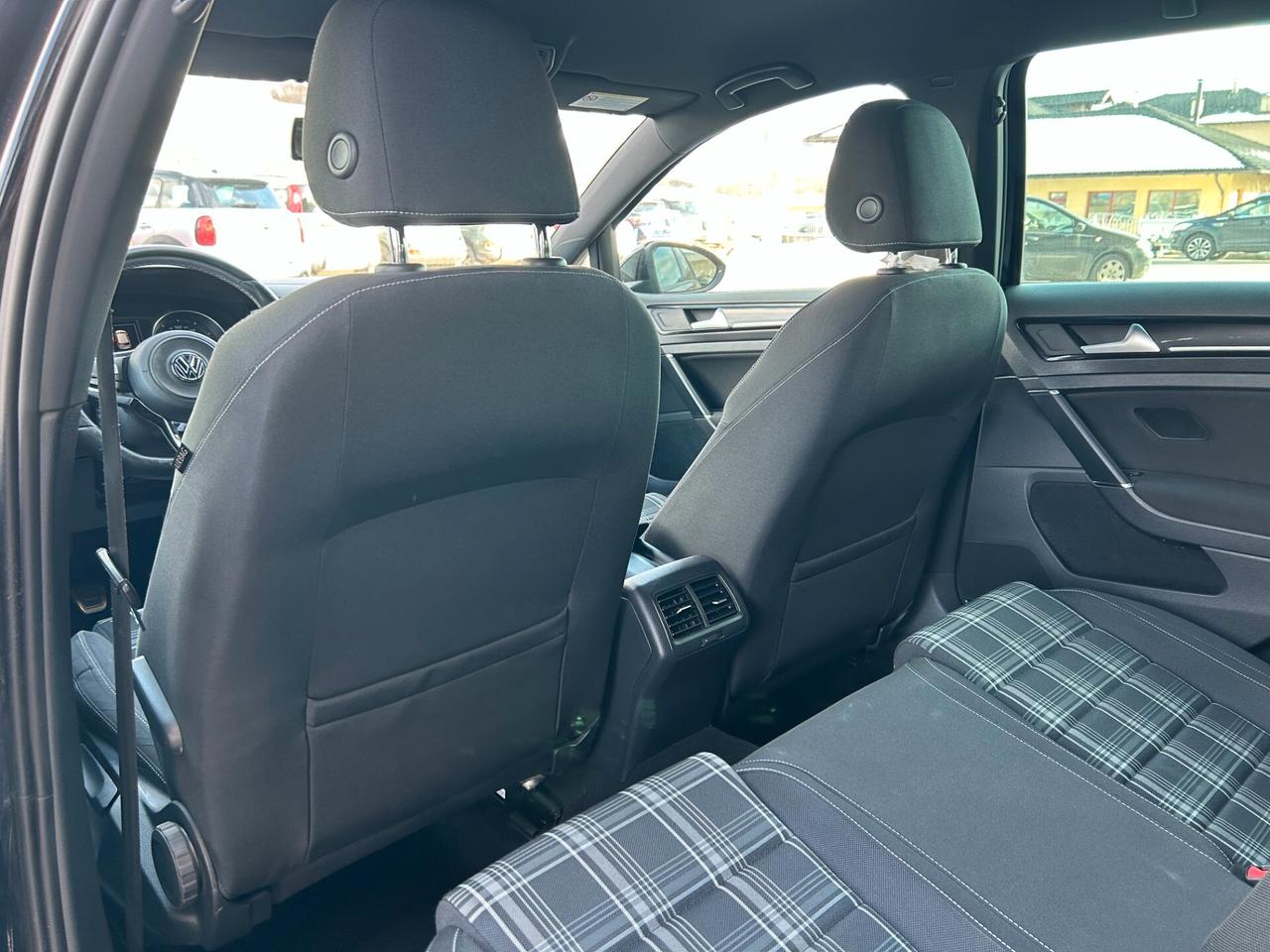 Volkswagen Golf GTD 7 2.0 TDI 5p. "MANUALE"