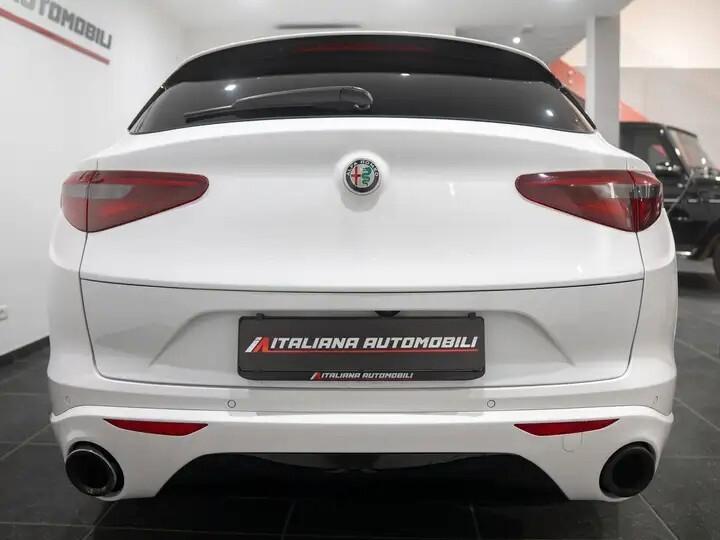 Alfa Romeo Stelvio 2.0 Turbo 280 CV AT8 Q4 First Edition