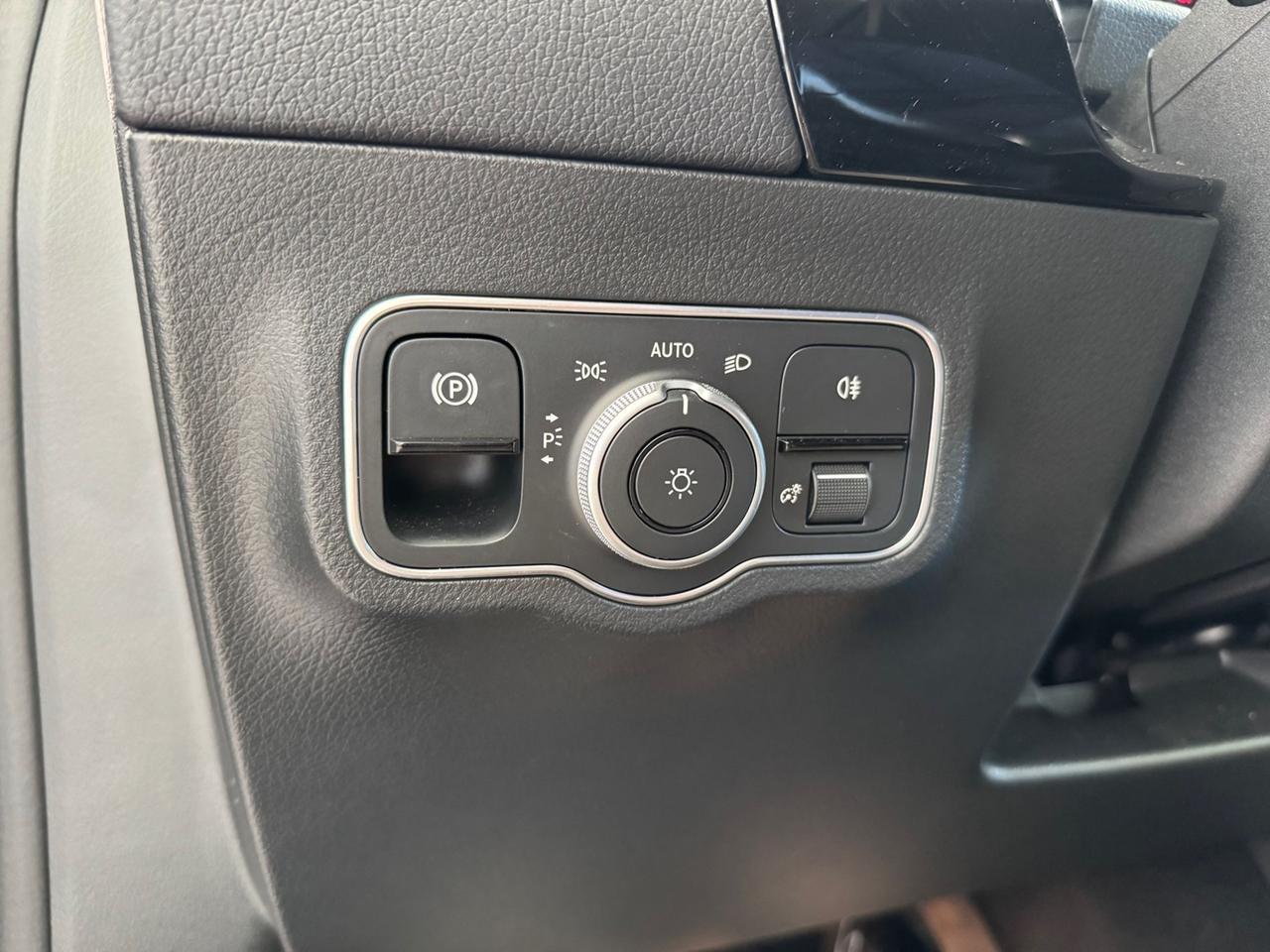 MERCEDES Classe B - W247 2023 d Progressive Advanced auto