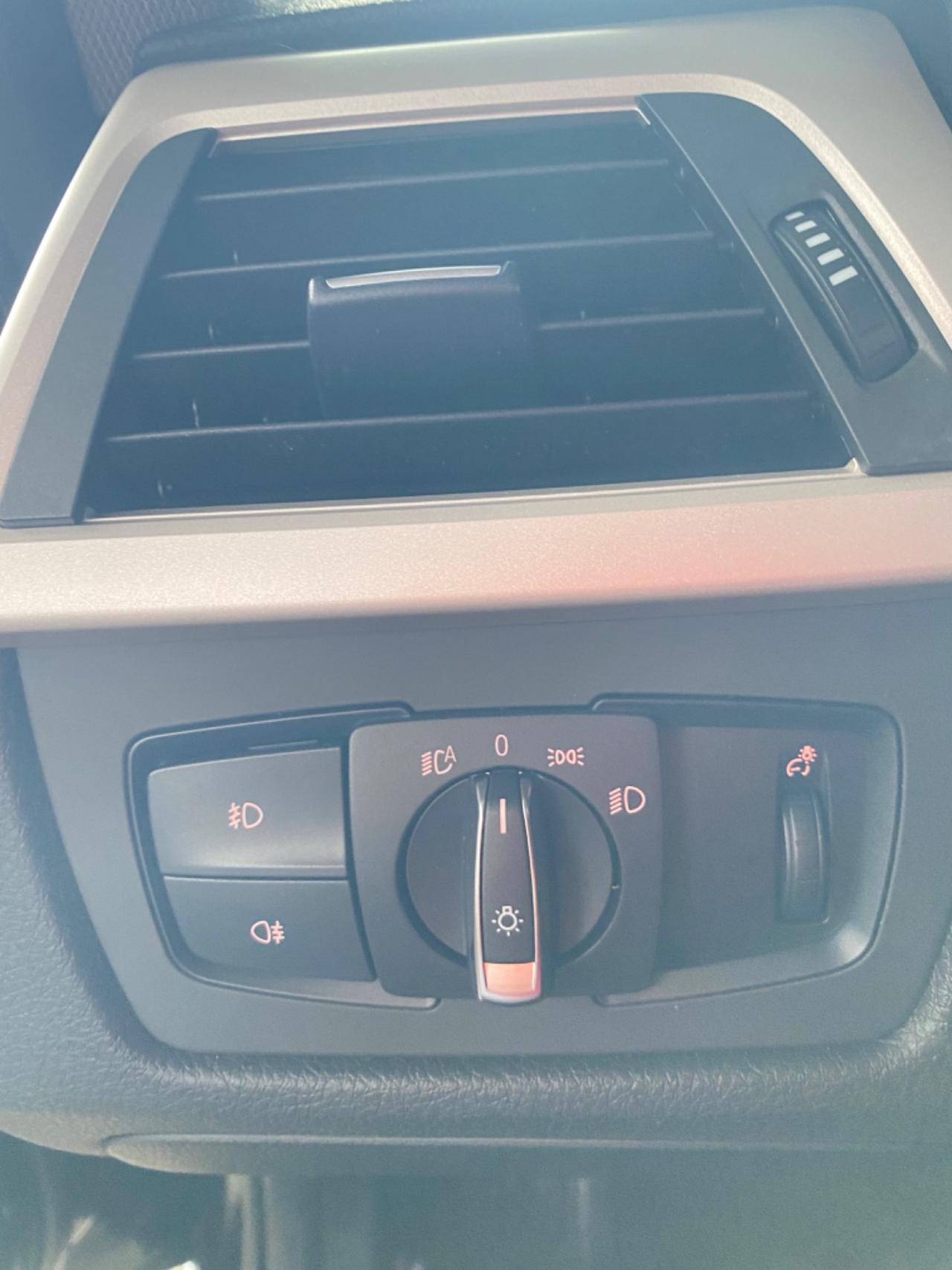 Bmw 318d Fine 2015 Full Navi Led