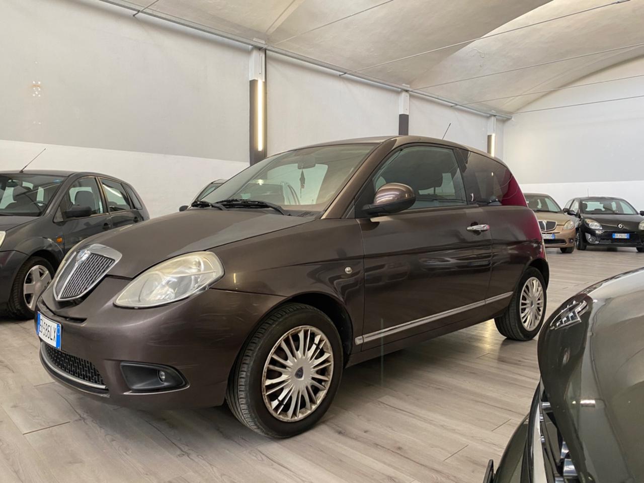Lancia Ypsilon 1.2 Versus